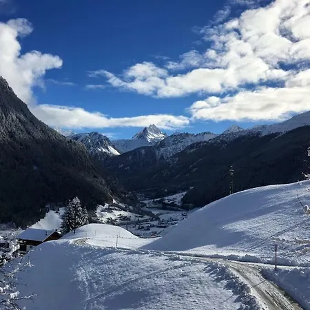 Berghof Gundalatsch Bed & Breakfast Gaschurn