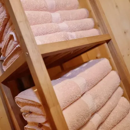 Berghof Gundalatsch Bed & Breakfast Gaschurn